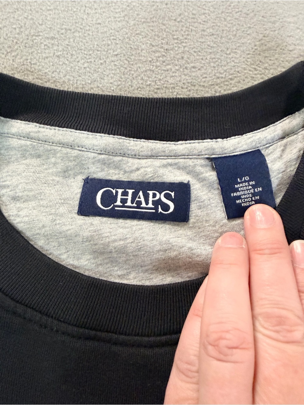 Chaps Men's Crewneck Black Sweatshirt- Large - Picture 2 of 6